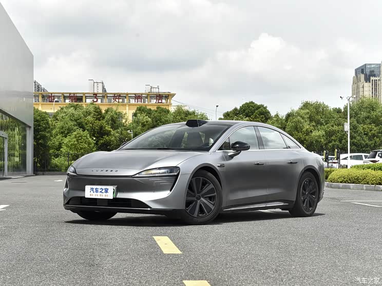 LUXEED Zhijie Zhijie S7 2024 Max rear-drive long-haul intelligent driving version
